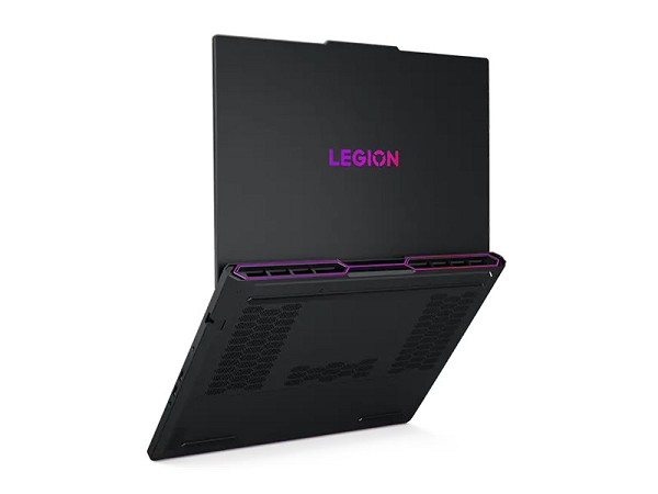 Lenovo Legion Pro 7 16AFR10H, 16", AMD Ryzen 9 9955HX, 32 GB oben