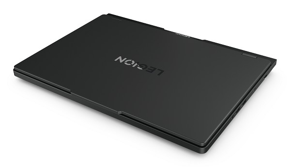Lenovo Legion Pro 5 16IAX10 Intel Core Ultra 7 255 vorn links