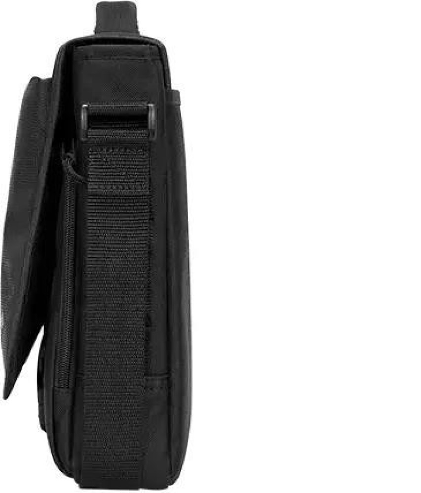 Lenovo ThinkPad Essential Messenger Notebooktasche links